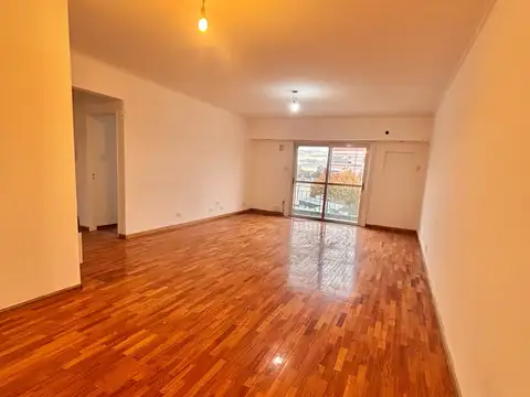 Departamento en Venta en Villa del Parque, USD 175.000
