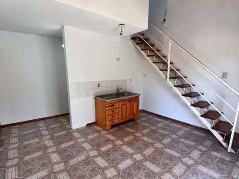Departamento en alquiler en José León Suarez!