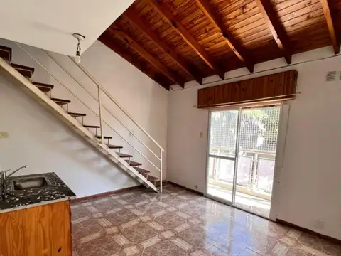 Departamento en alquiler en José León Suarez!