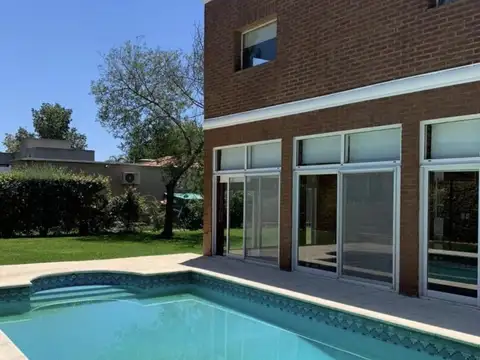 Cardales Village  UF 100