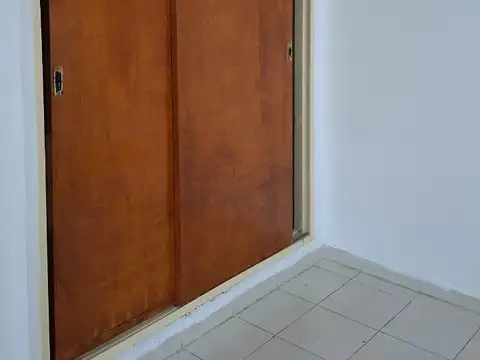 ALQUILO DEPARTAMENTO BARRIO OBSERVATORIO - 1 DORMITORIO CON PATIO.