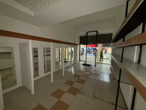 Local Comercial en Galeria Pasaje Muñoz
