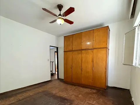 Casa 5 ambientes con 1 baño