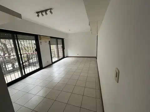 Departamento en Alquiler con cochera