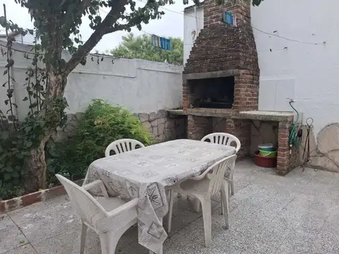 Casa en Alquiler Temporal con 1 cochera