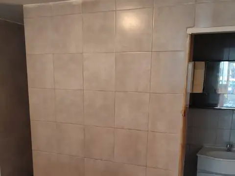 Local en Alquiler Via Púb.