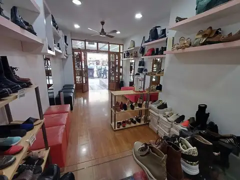 Local en Venta Via Pública