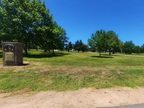 Lote en venta de 1050 m2 en Barrio Mirabosques - Cardales - Gba Norte