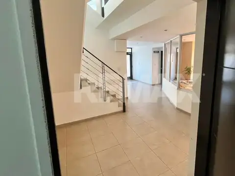 Departamento en Venta con 1 cochera