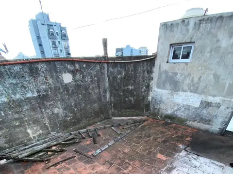 Depto Tipo Casa en Venta en Santos Lugares, USD 84.900