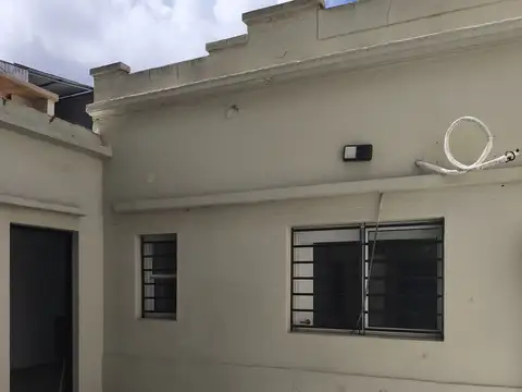Río de Janeiro 700, Piso pb