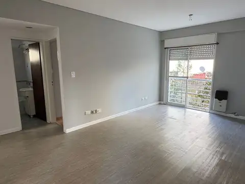 Semipiso 2 ambientes impecable Apto Credito