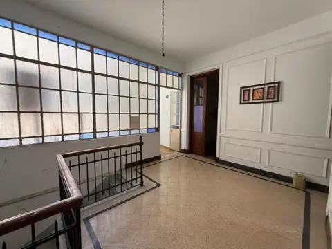 Venta PH con Terraza Propia 7 Ambientes en San Cristobal