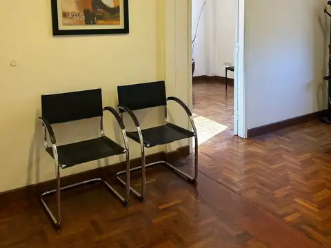 Oficina dos ambientes amplia