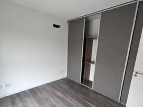 Departamento 5 ambientes con 1 baño