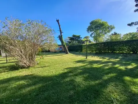 Casa en Venta con 10 cocheras