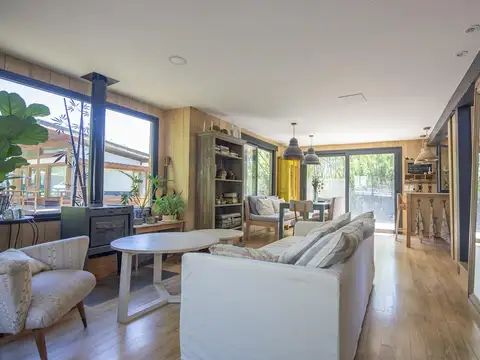 Espectacular Casa flotante de diseño en Barrio Econáutico Hipocampo