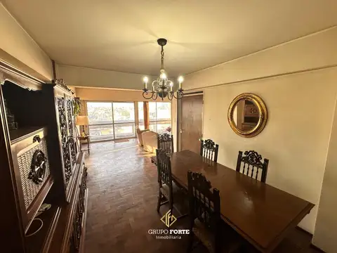 VENTA DE DEPARTAMENTO 3 DORMITORIOS CON COCHERA B° ALBERDI