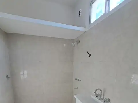 PH 3 AMBIENTES SOBRE AV. MITRE | AVELLANEDA