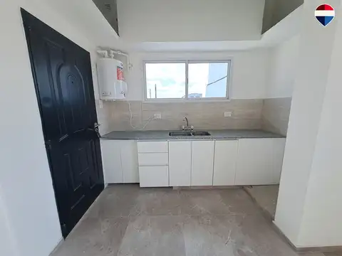 PH 3 AMBIENTES SOBRE AV. MITRE | AVELLANEDA