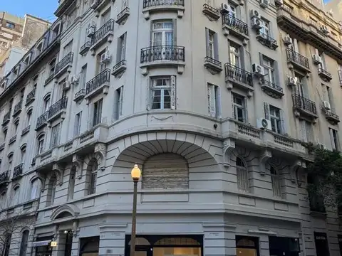 Exclusivo Piso Francés de Categoría 140m2,  2 Dorm. en Barrio Norte