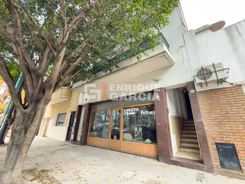 VENTA LOTE PROPIO CON 2 PH Y LOCAL A REFACCIONAR
