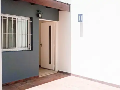 Ecuador 1500 , Piso PB