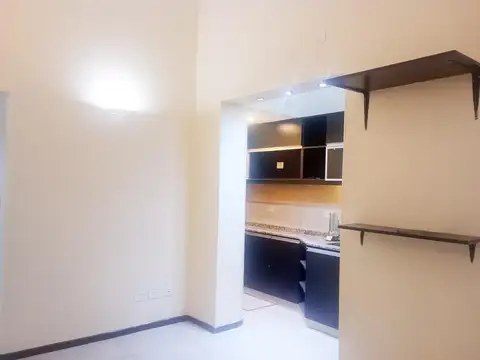 Ph.3amb. c/PATIO. Todo REMODELADO A NUEVO.