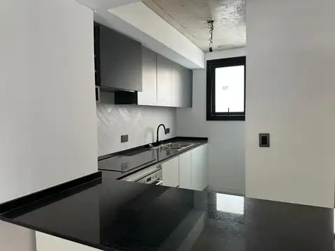 Departamento en Venta en Barrio Parque Leloir, USD 261.000