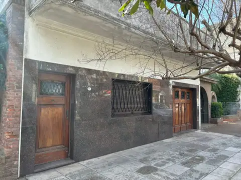 VENTA CASA DE 4 AMBIENTES EN RAMOS MEJÍA