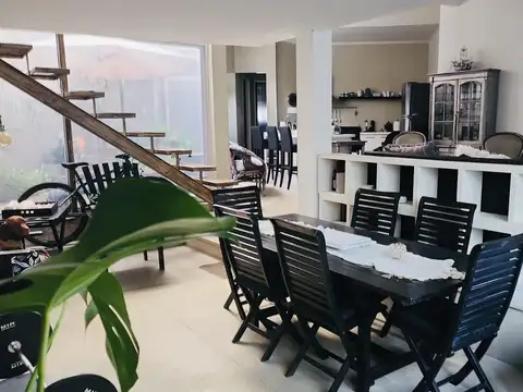Casa en Alquiler en La Plata, Partido de La Plata