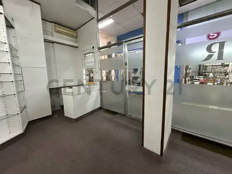 Venta Local en San Isidro a 1 cuadra de Peatonal y Estacion de Tren Mitre