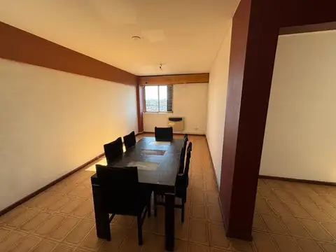 VENTA DEPARTAMENTO 4 AMBIENTES C/ COCHERA PATERNAL