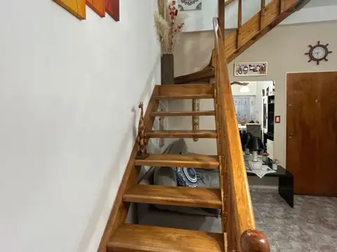 Depto Tipo Casa en Venta 28 años