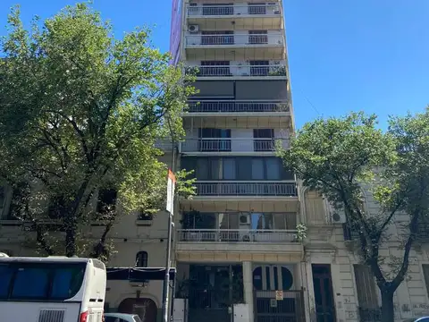 Departamento en Alquiler con 1 cocheras