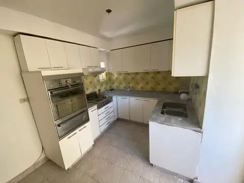 Departamento en Alquiler de 4 dormitorios
