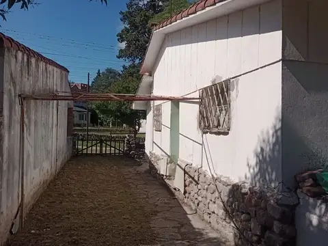 Av Argentina 100