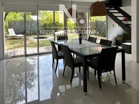 Casa en Alquiler Temporal en Montoya, USD 7.000