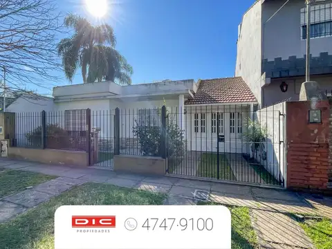Chalet 2 dormitorios Venta - San Isidro