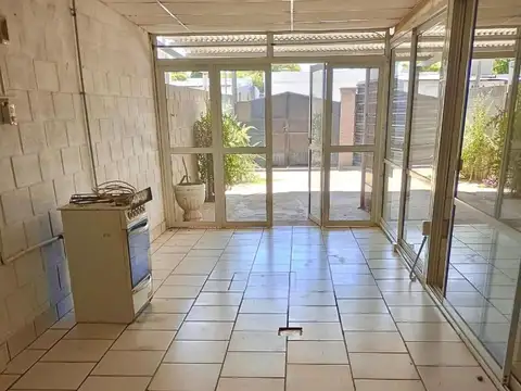 Casa en venta - 2 Dormitorios 1 Baño - Santa Fe