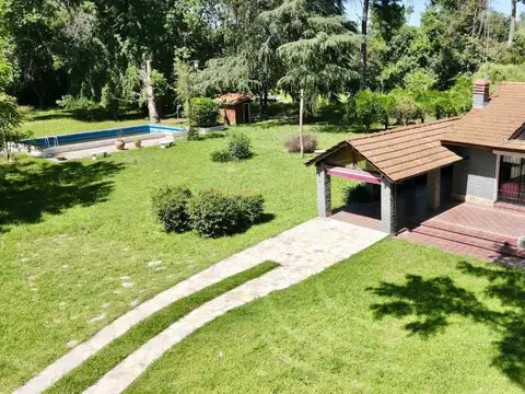 CASA QUINTA EN LOMA VERDE TOTALMENTE EQUIPADA