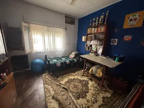 Casa 2 ambientes con 1 baño