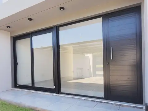 Casa en Venta en Rio Cuarto, USD 179.180