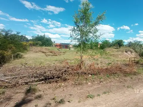 VENTA 3 TERRENOS JUNTOS EN YACANTO