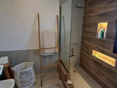 Casa 4 ambientes con 4 baños