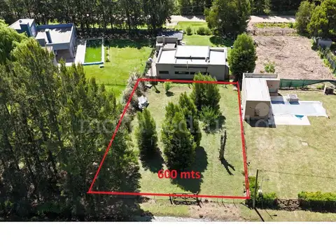 LOTE A PASOS DE LAGUNA DE CHASCOMUS