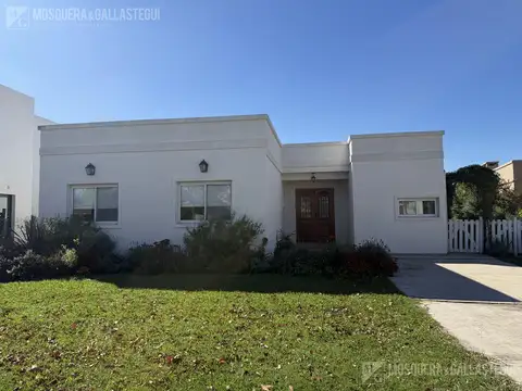 Casa en Alquiler de 3 dormitorios