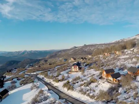 VENTA LOTE EN LAS PENDIENTES SAN MARTIN DE LOS ANTES CENTRO SKI