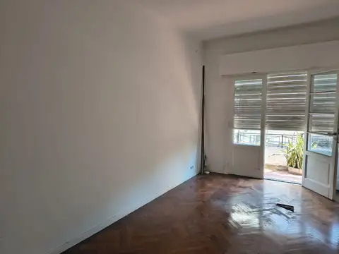 Depto Tipo Casa en Alquiler de 2 dormitorios