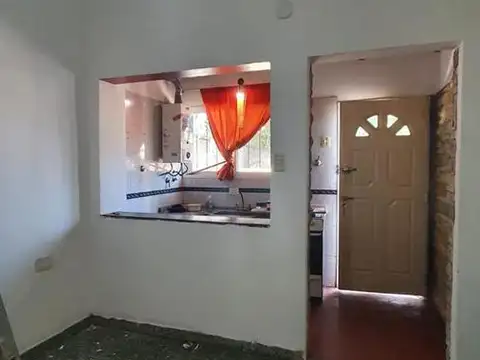 Depto Tipo Casa en Alquiler de 2 ambientes
